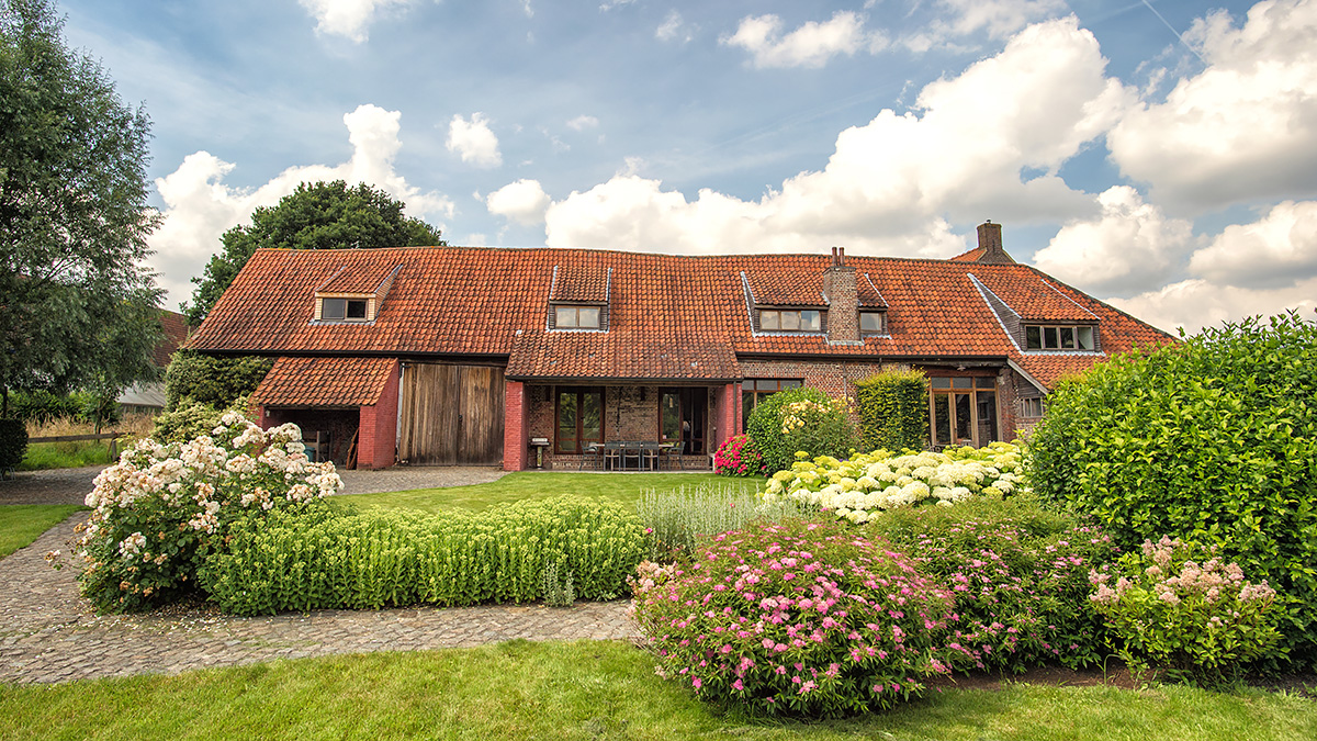 vakantiehuis met prachtige grote tuin en terras